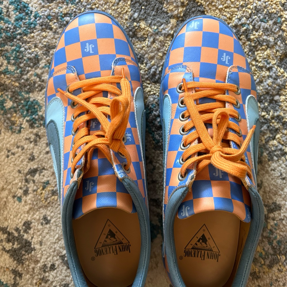Fluevog Fakie women’s 11 discontinued colorway orange/blue sneaker